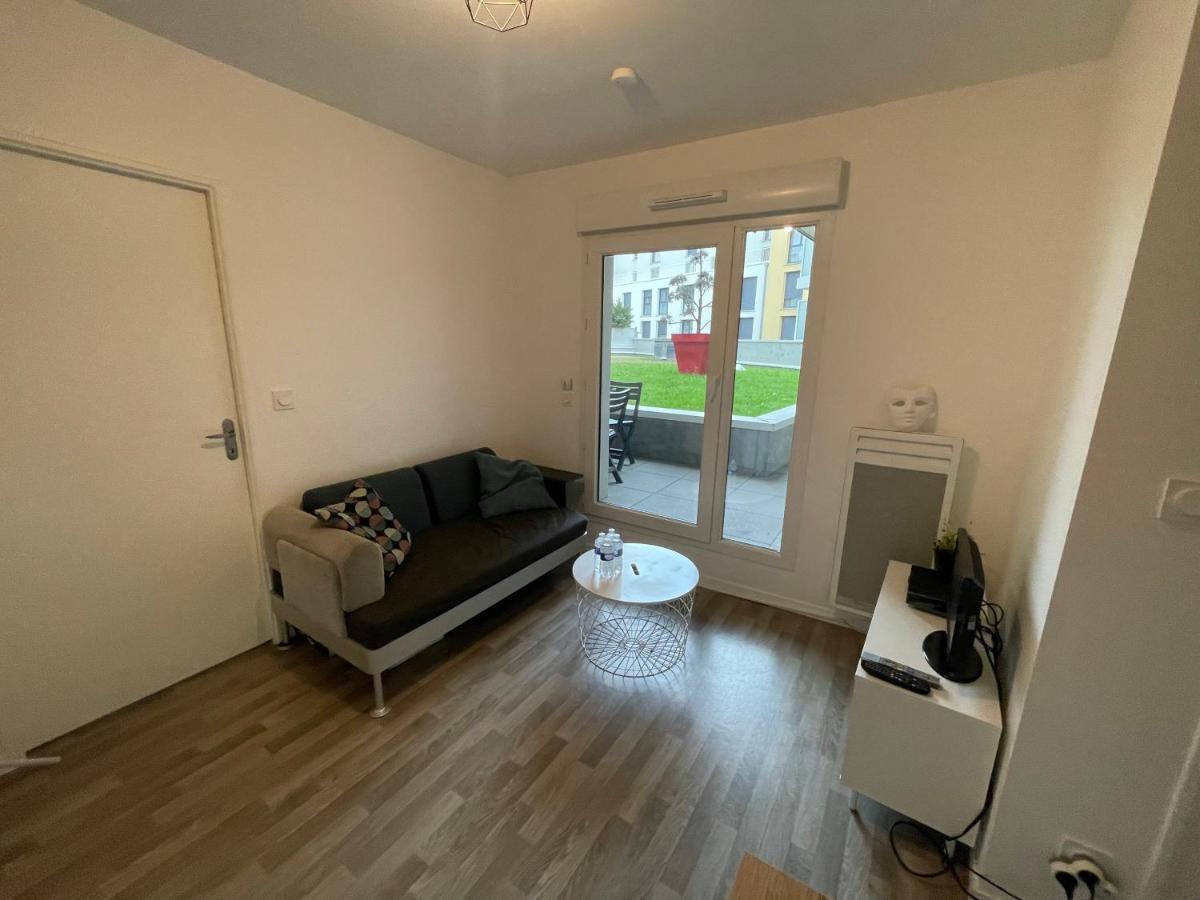 Gredi, Appt Avec Parking Et Terrasse A Caen Appartement Buitenkant foto
